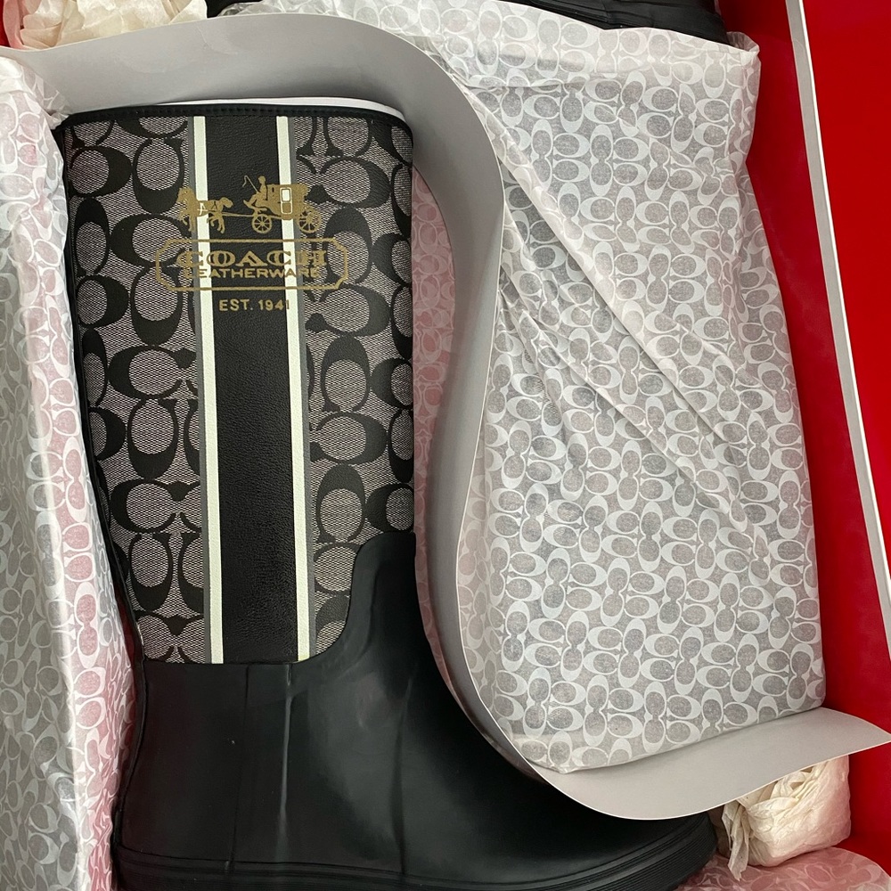 Authentic coach rubber boot